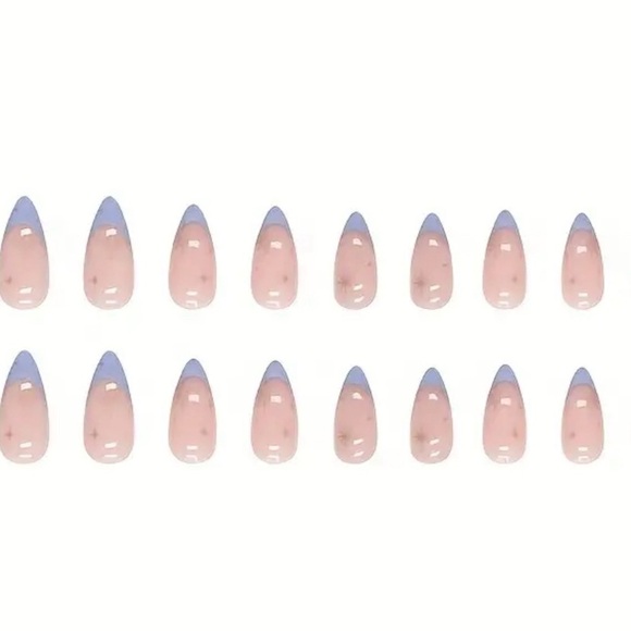 24 pcs Almond French Acrylic Press On Nail Set Reusable Blue French 💙✨ - Picture 4 of 7